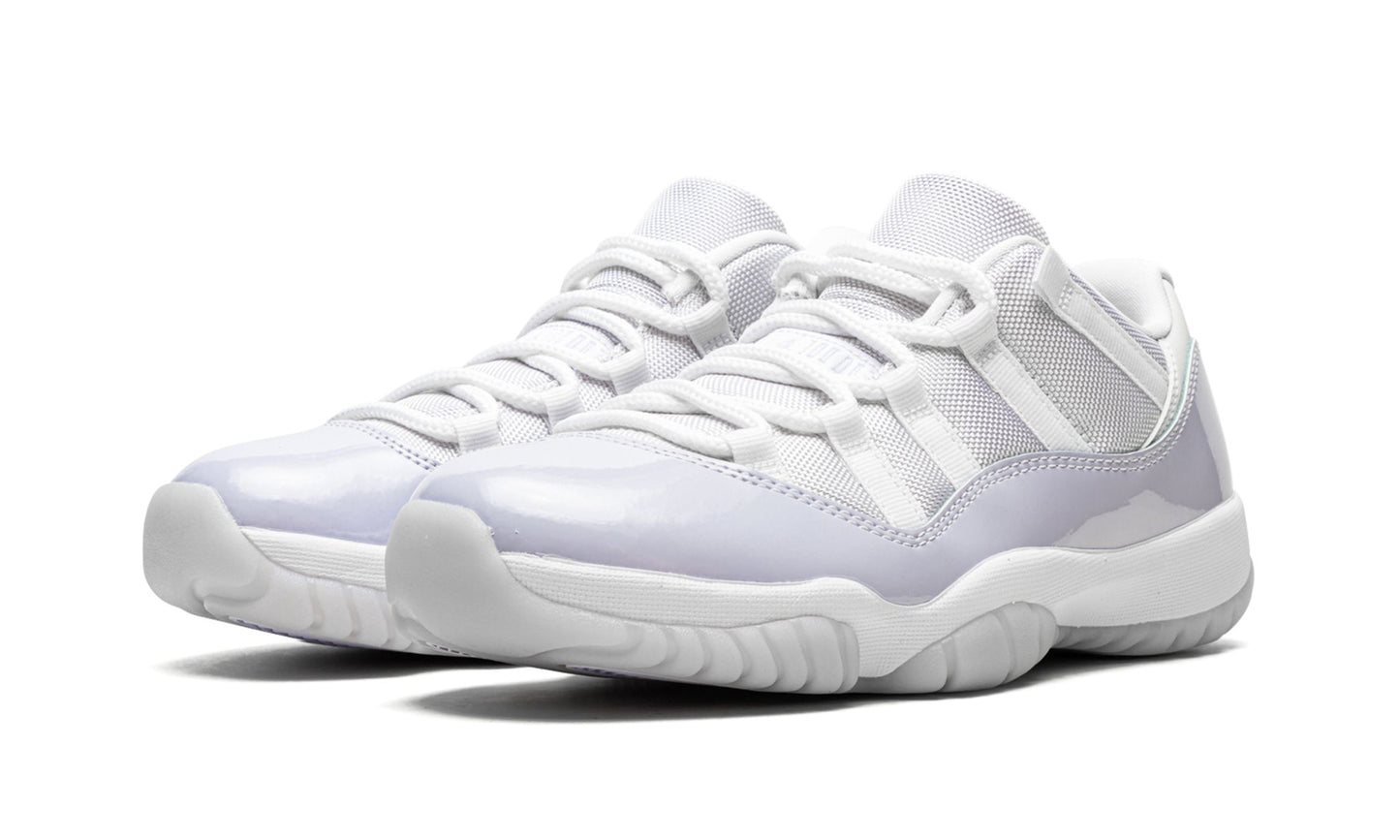 Air Jordan 11 Low Wmns 'Pure Violet' (Sz 9.5W)