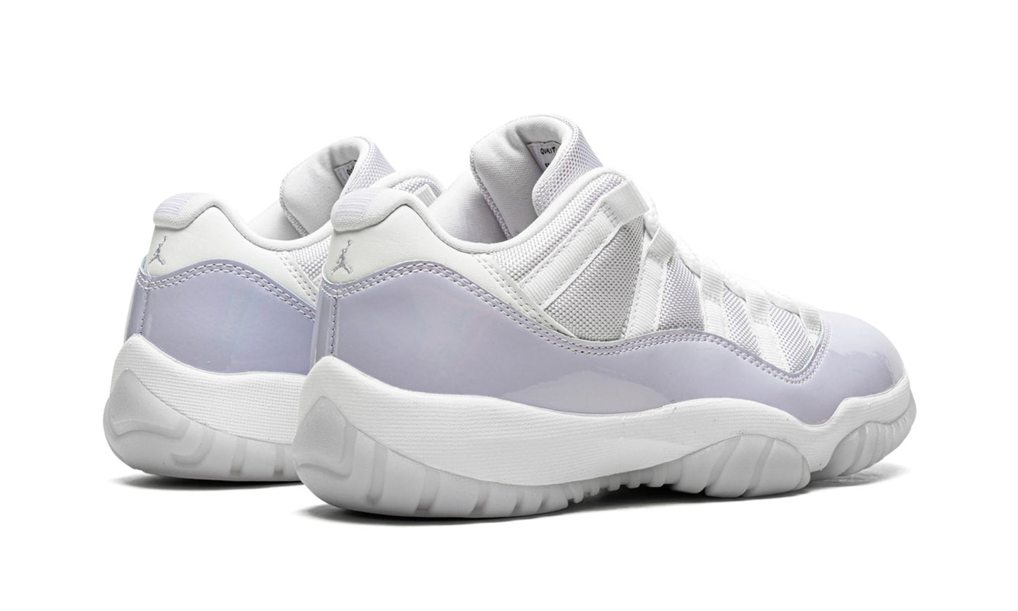 Air Jordan 11 Low Wmns 'Pure Violet' (Sz 9.5W)
